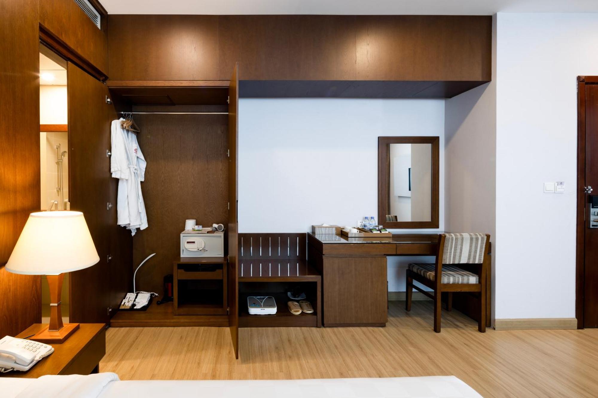 เอเดนสตาร์ ไซ่ง่อน โฮเทล แอนด์ สปา Hotel โฮจิมินห์ซิตี้ ภายนอก รูปภาพ